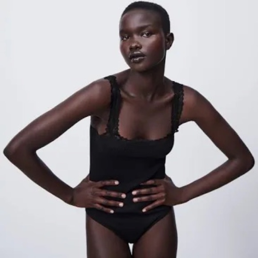 Zara Seamless Lace Bodysuit XS-S